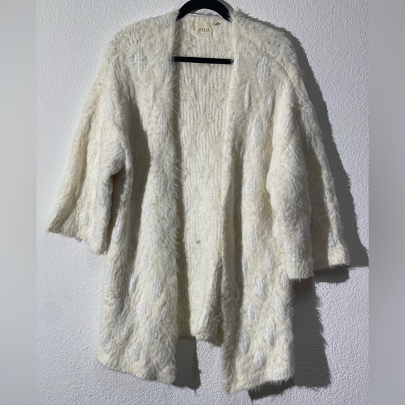 Guess 3/4 Sleeve Cardigan  
Style #W63R1EZ1BV0 - Picture 2 of 7